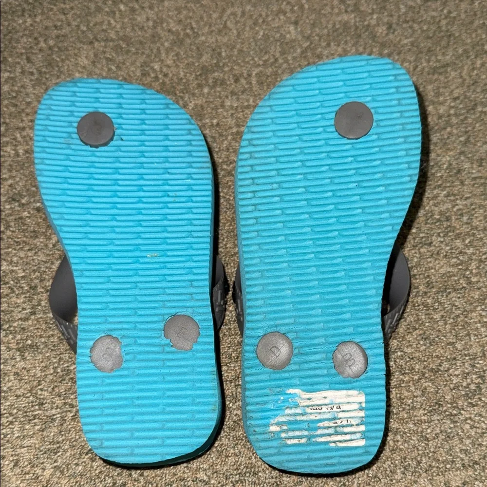 Havaianas Minecraft Themed Flip Flops - Blue and Gray Size USA 9C